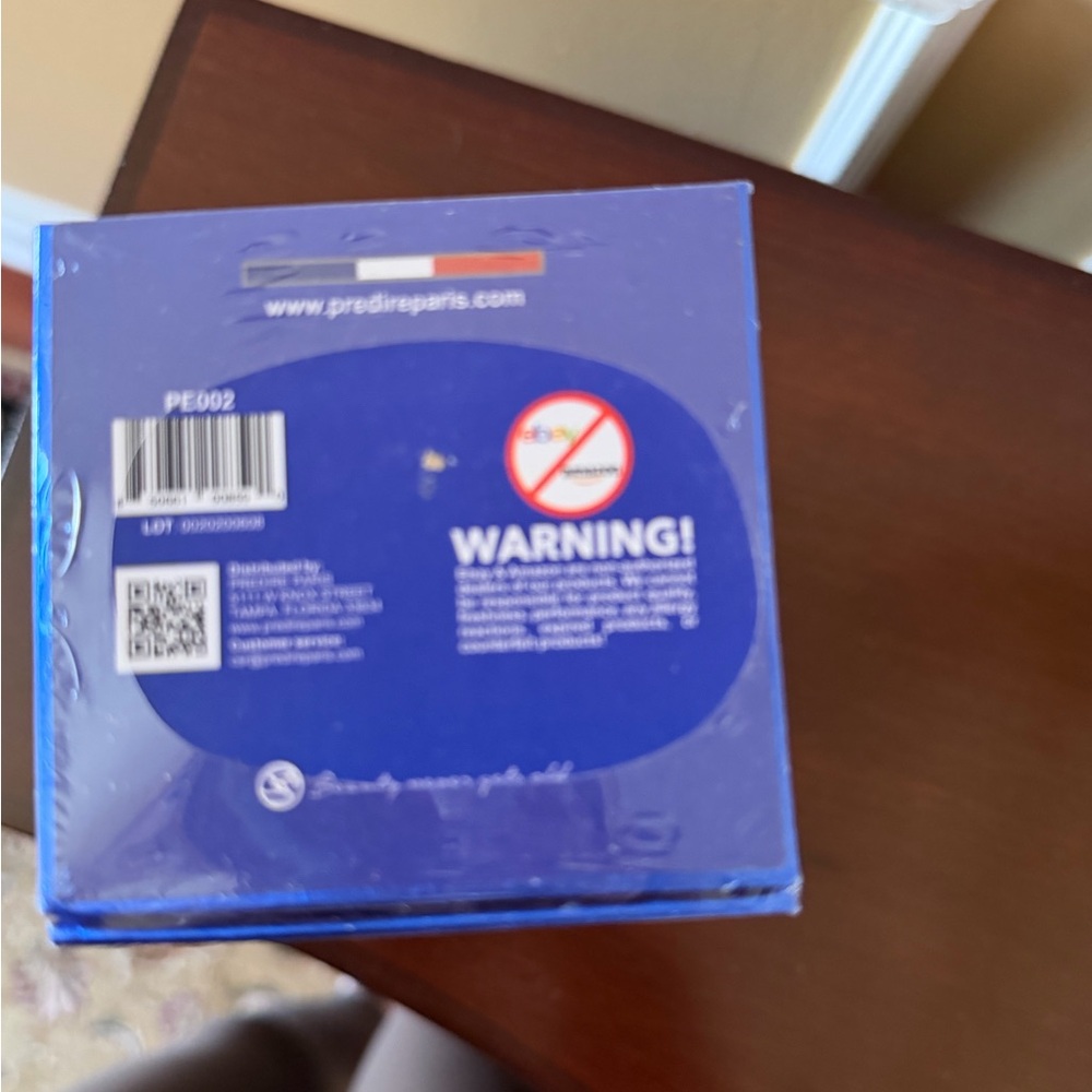 Prédiré Eye Care Anti-Aging Night Serum — Blue - Picture 3 of 3